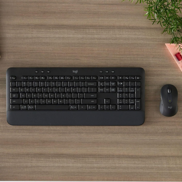 Logitech Signature MK650 Keyboard Mouse Combo for Business