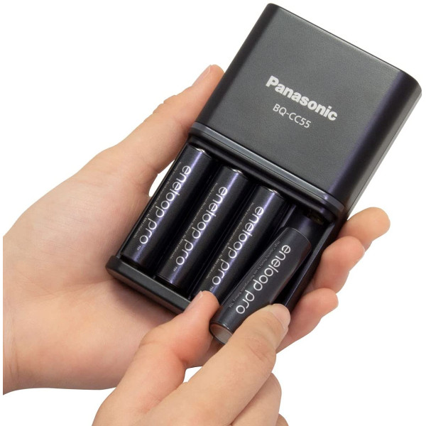 Panasonic eneloop pro Charger with Pack of 4 AA 2550mAh Rechargeable Batteries